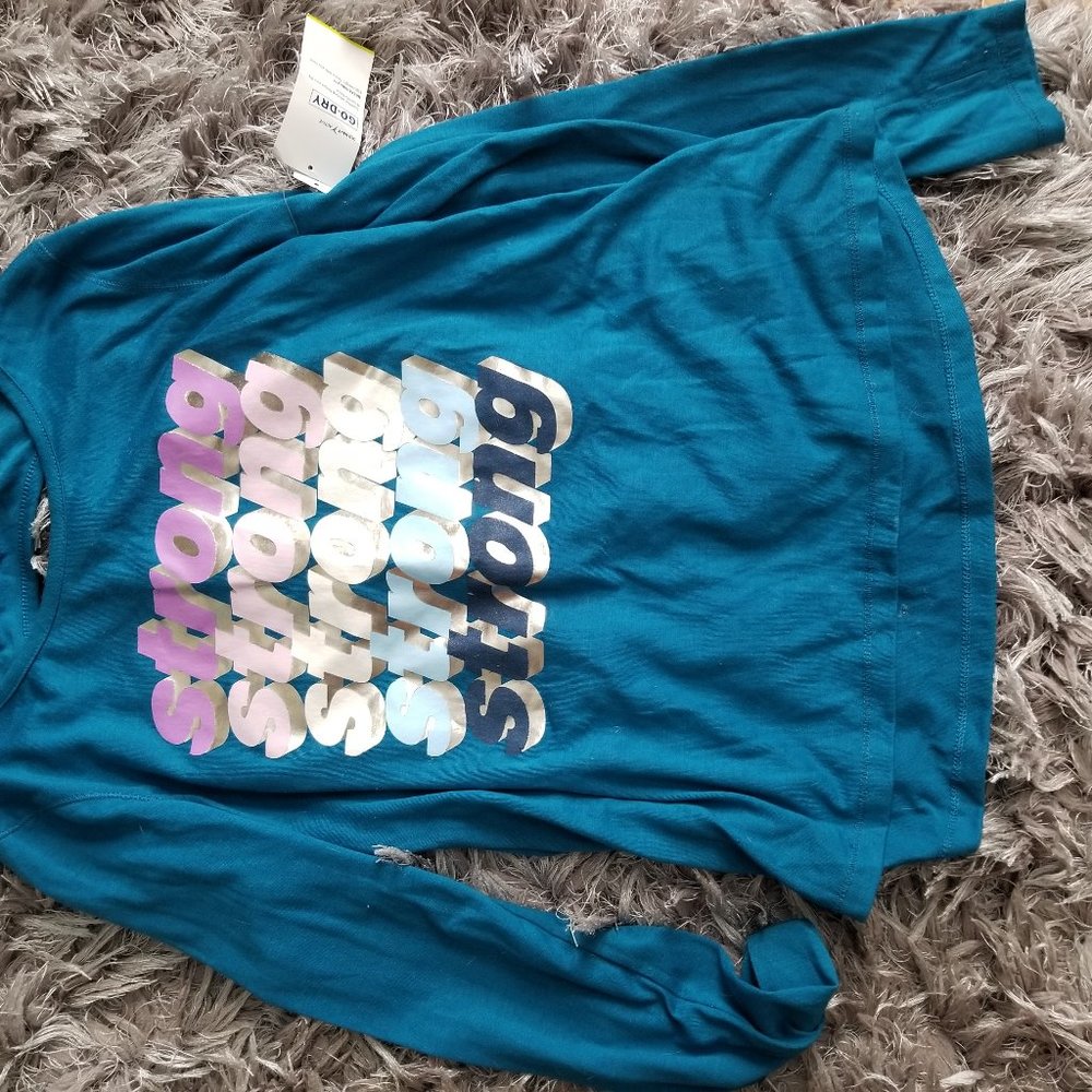 Old Navy long-sleeved activewear shirt